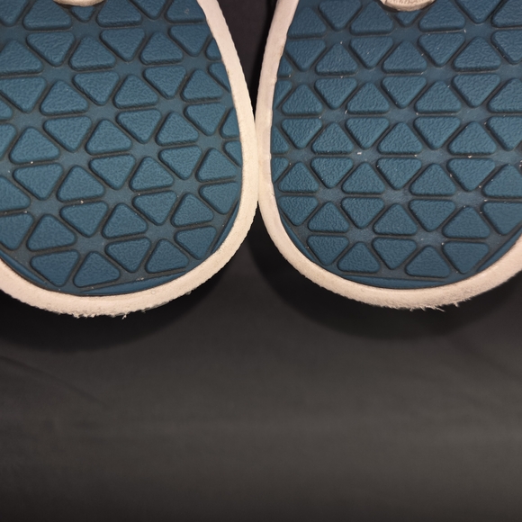 Vessi Women's Weekend 1.5 Sneaker Concrete Gray Lightly Worn Waterproof - Picture 10 of 11